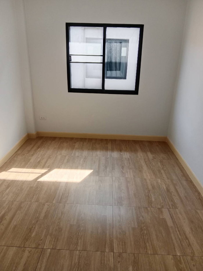 รูป 🏡 ทาวน์โฮม 4 ห้องนอน สมุทรสาคร รีโนเวทใหม่ จอดรถ 2 คัน | ดี พลัส - รูปที่ 17/18