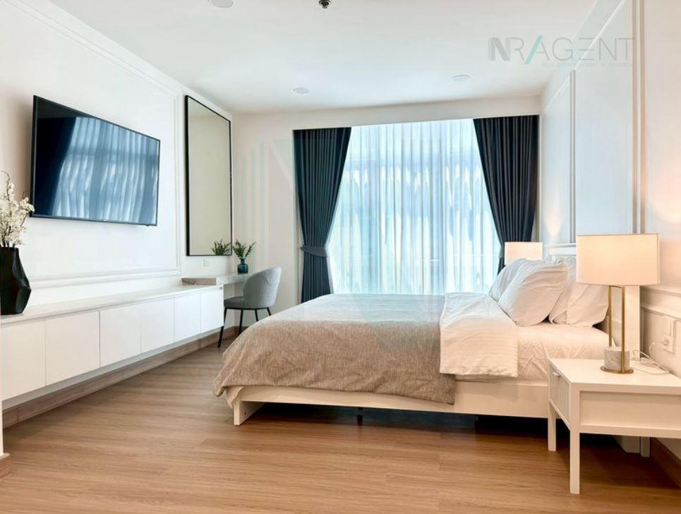 รูป ให้เช่าคอนโด แกรนด์ หลังสวน  อาคาร 1 ชั้น 18 3 ห้องนอน ขนาด 146 ตรม ใกล้ โรงเรียนมาแตร์เดอีวิทยาลัย - รูปที่ 4/8