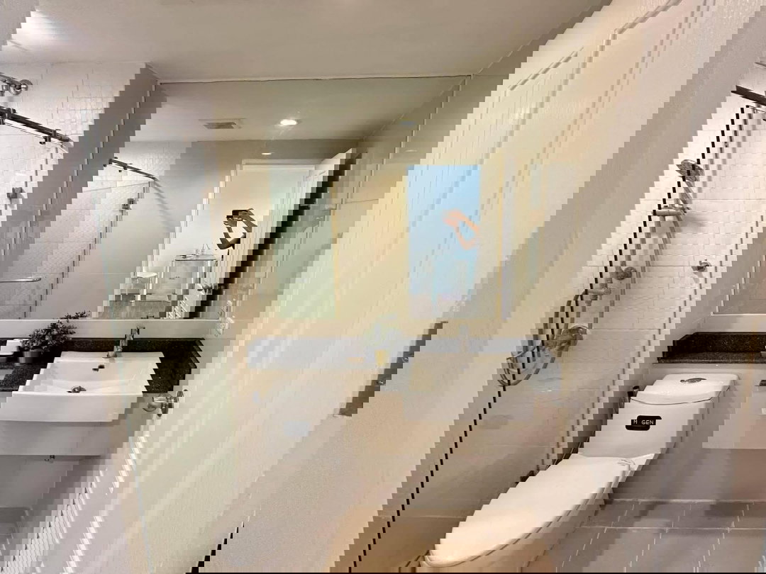 รูป code : H230 ว่างแล้ว!! คอนโดให้เช่า เดอะ คริส 7 รัชดา ซอย 17 (The Kris 7 Ratchada 17) | ใกล้ MRT สุทธิสาร 500 ม. ห้องส่วนตัว ตรงข้ามทางหนีไฟ - รูปที่ 8/14