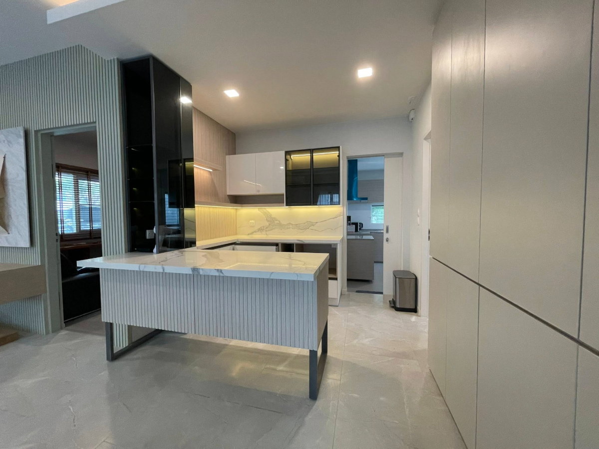 รูป RS5850 ให้เช่า บ้านเดี่ยวหรู Mantana Bangna-Wongwaen (Ramkhamhaeng 2) ทำเลบางนา ติดถนนเมนของโครงการ - รูปที่ 6/29