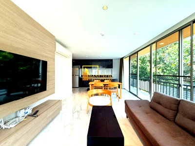 Condos for rent : Bright 3 Bedroom Apartment For Rent in Thonglor Area - BR21242AP