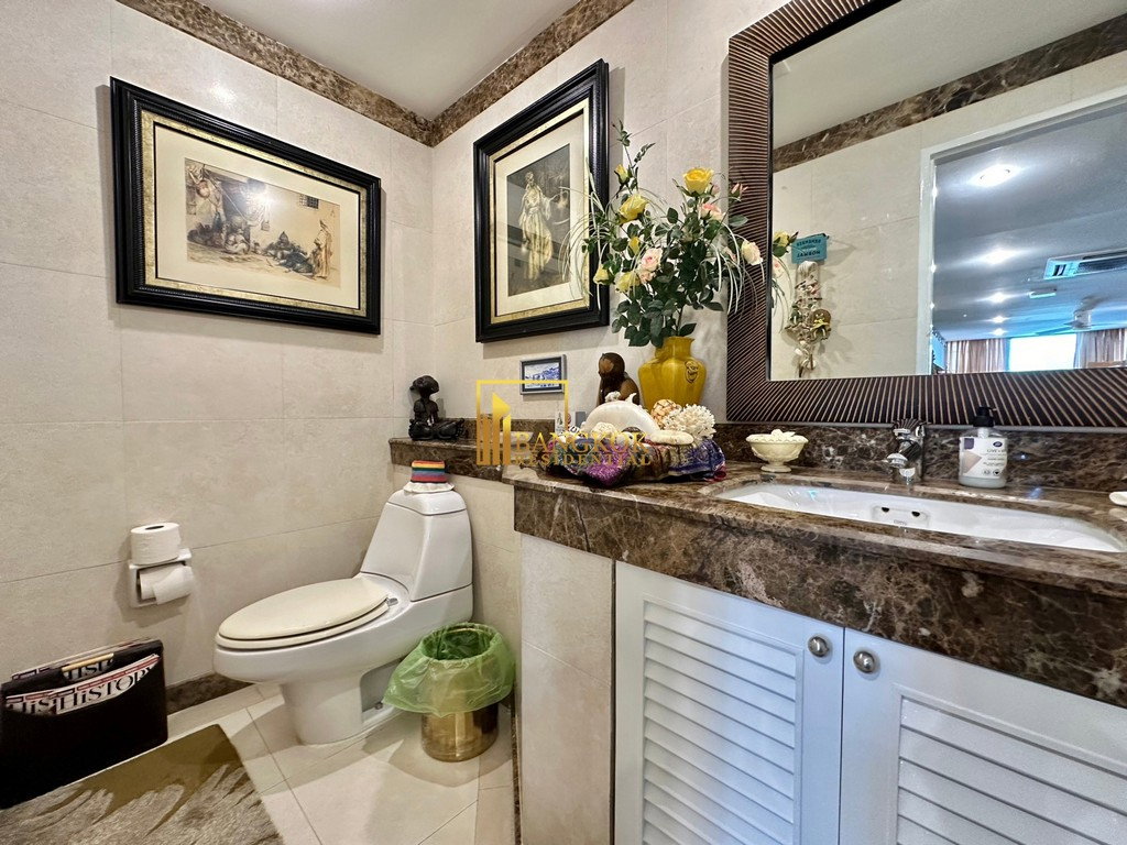 picture Baan Ananda | Remarkable 3 Bed Condo For Sale in Ekkamai - BR15650CD - 13/21