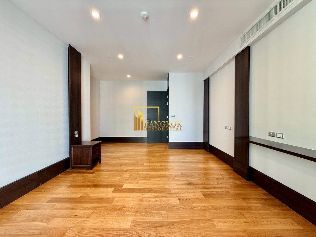 รูป Ideal 24 | Beautiful 3 Bedroom Luxury Condo in Phrom Phong - BR15898CD - รูปที่ 39/58