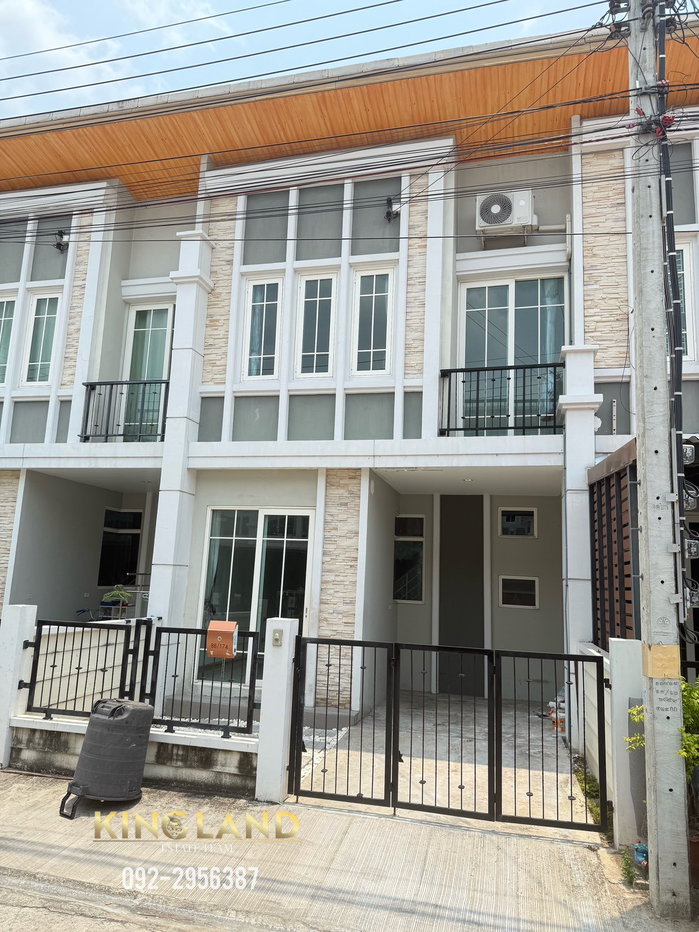 รูป 🏡 ปล่อยเช่าทาวน์โฮม Golden Town รามอินทรา-คู้บอน 3 ห้องนอน 2 ห้องน้ำ บ้านสวย พร้อมอยู่ ทำเลดีมาก ใกล้แหล่งไลฟ์สไตล์ครบ!🐶 อนุญาตสัตว์เลี้ยงตัวเล็ก - รูปที่ 2/12