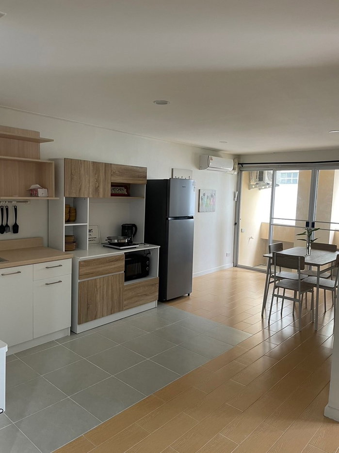 picture urgent sale 2 bed room one bathroom close to BTS  - 10/17