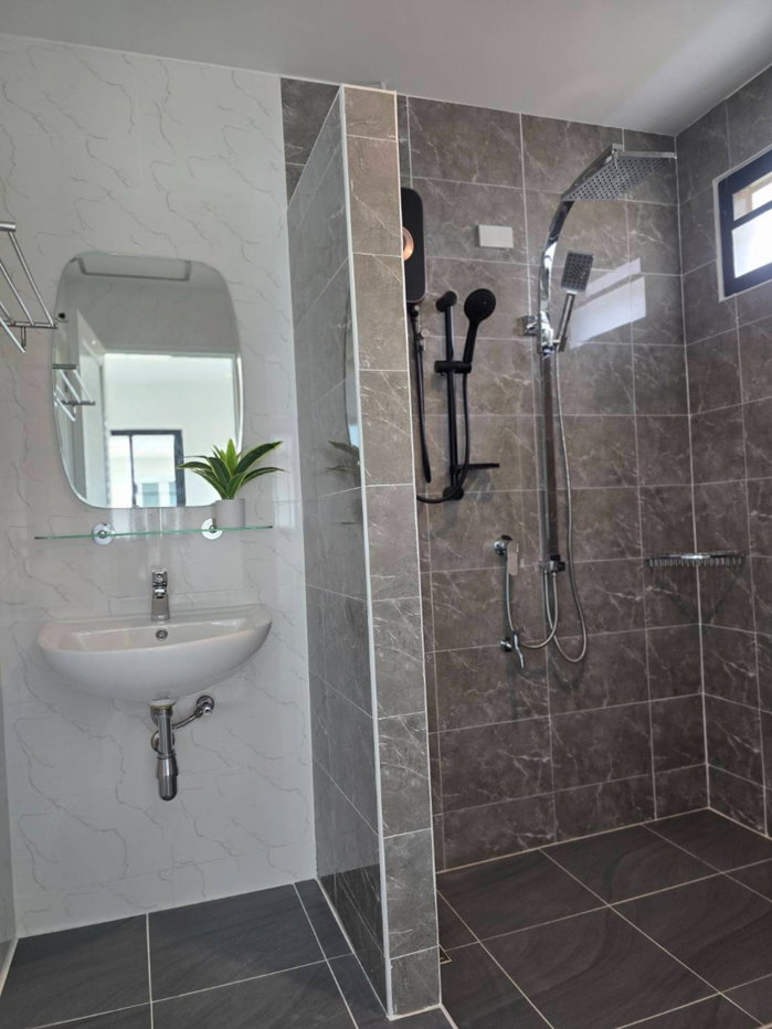 รูป หมู่บ้านชัยพฤกษ์ 1 (สุวินทวงศ์-คุ้มเกล้า) " แลนด์ แอนด์ เฮ้าส์ " บ้านสวยพร้อมอยู่! รีโนเวทใหม่ทั้งหลัง สไตล์โมเดิร์น - รูปที่ 32/39