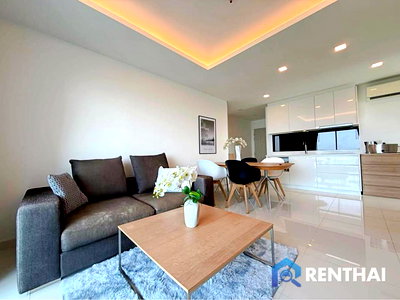 Condos for sale : Sea view corner unit for sale at One Tower Condominium
