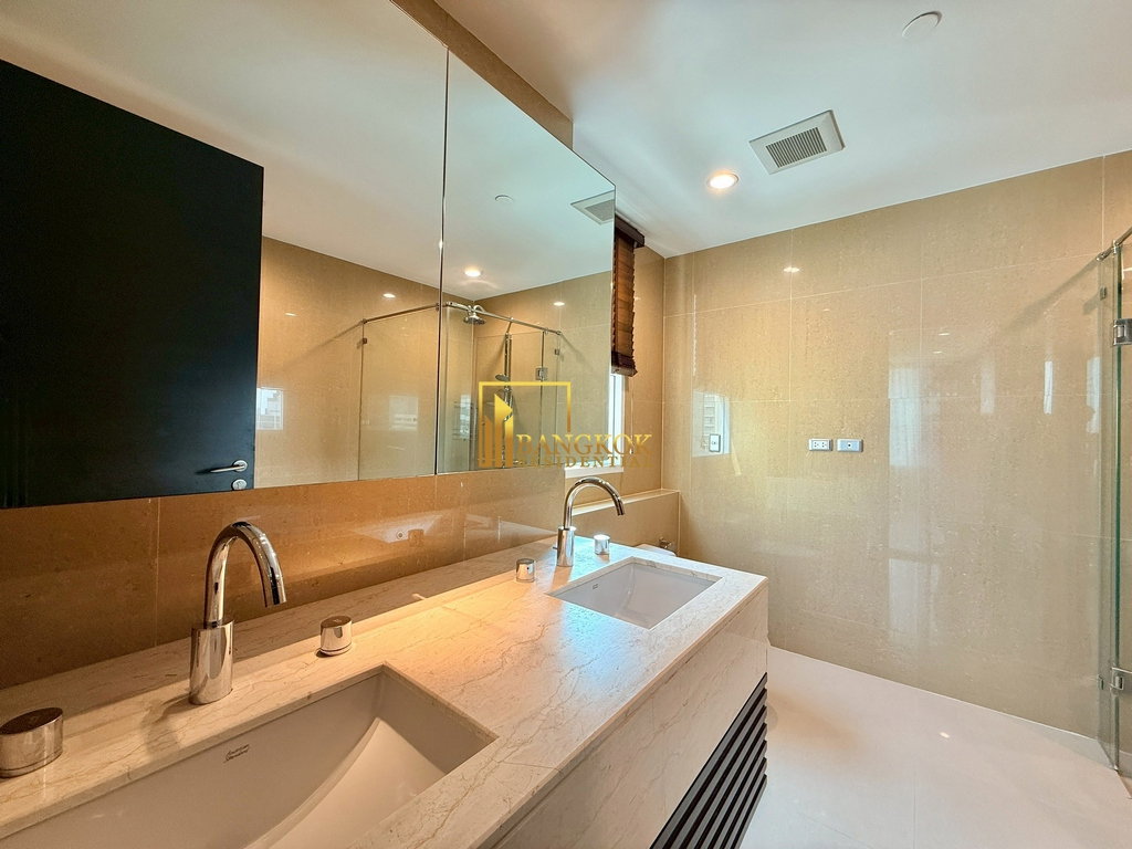 รูป Ideal 24 | Beautiful 3 Bedroom Luxury Condo in Phrom Phong - BR15898CD - รูปที่ 21/58