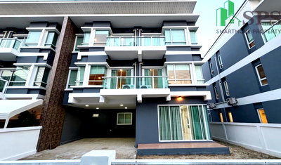 Twin houses for rent MRT Si Nut : For Rent: 3-story twin house in On Nut – Srinakarin Area, Near Si Srinagarindra 38 MRT Station (SPSSR185)