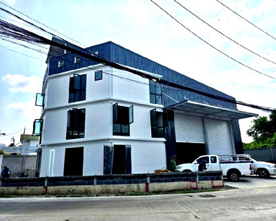 เช่าสำนักงาน เมืองนนทบุรี นนทบุรี :  ให้เช่าอาคาร / Home Office + พื้นที่เก็บของ Storage / ติดถนน รัตนาธิเบศร์ ใกล้รถไฟฟ้าสายสีม่วง สถานีไทรม้า / จอดรถ 9 คัน / จดบริษัทได้