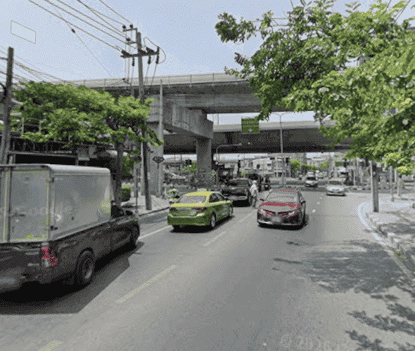 picture Sell land with buildings near Talat Phlu. - 3/3