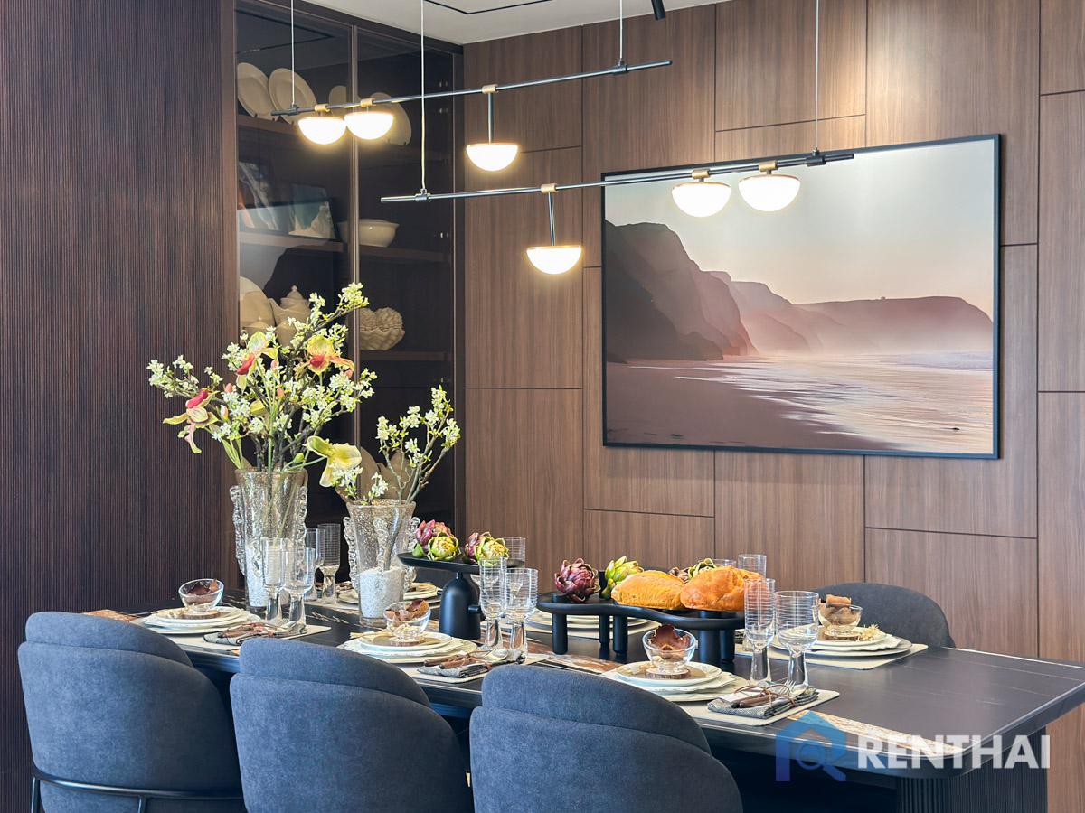 picture Exclusive Luxury Living in private Beachfront condo Pattaya. - 18/25