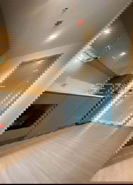 รูป 🔥17K- 1นอน ห้องแต่งสวย ชั้นสูงสุด 30+ วิวดีมาก เฟอร์จัดเต็ม พร้อมเข้าอยู่ คอนโดทำเลดีมาก ใกล้ MRT พระราม 9  @  Life Asoke - Rama 9 - รูปที่ 7/10