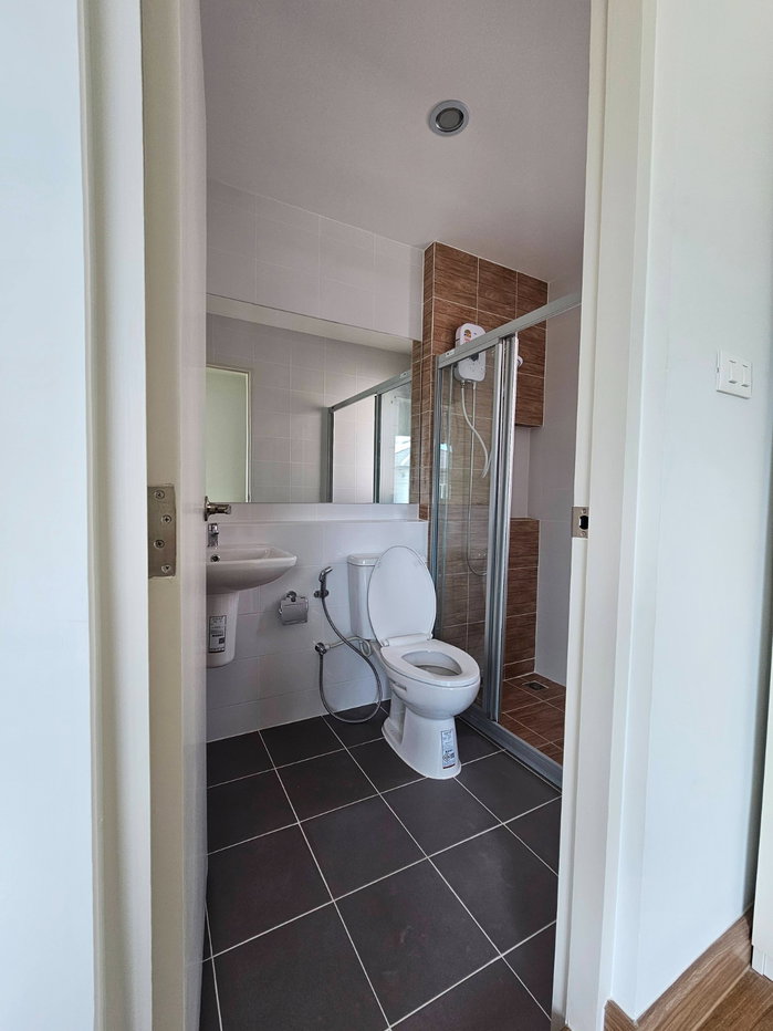 รูป RS5865 ให้เช่า Grande Pleno Mega Bangna บ้านแฝดดีไซน์โมเดิร์น บรรยากาศสงบ ให้ความเป็นส่วนตัวเทียบเท่าบ้านเดี่ยว - รูปที่ 11/16