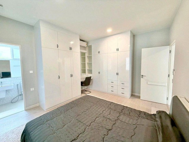 รูป เช่าบ้านเดี่ยว 2 ชั้น 112ตารางวา อยู่ถนน กรุงเทพกรีฑาตัดใหม่/ ใกล้พระราม 9 - รูปที่ 8/8