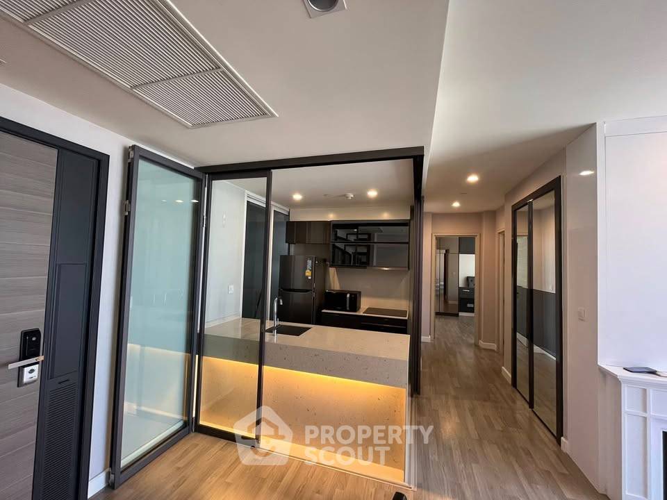 รูป คอนโด 2-ห้องนอน ที่ เดอะ รูม สาทร ใกล้ BTS เซนต์หลุยส์ (ID 2810878) - รูปที่ 4/7