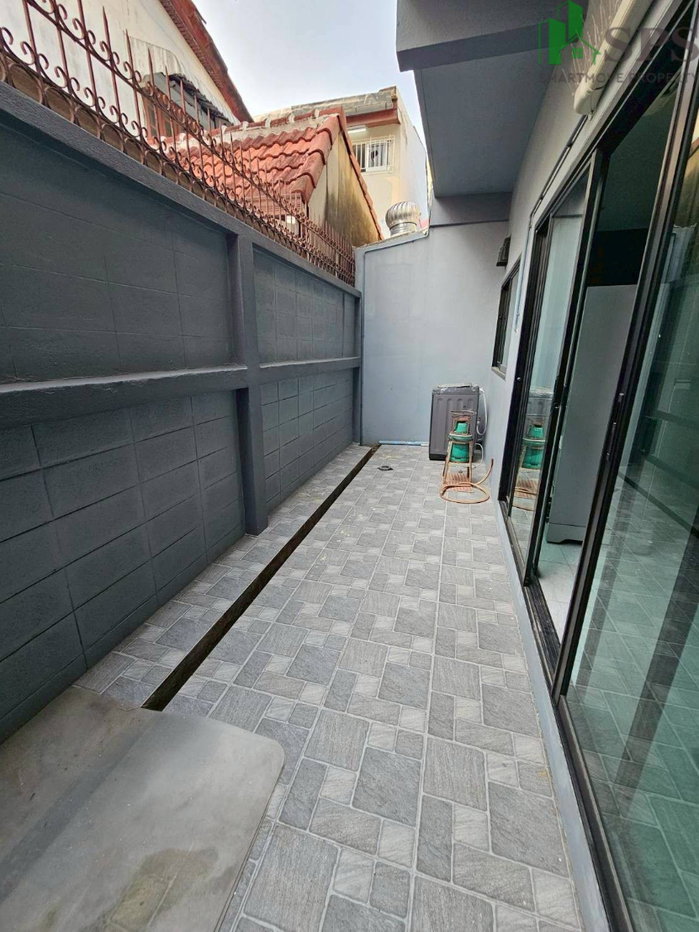 รูป ให้เช่า Townhouse สุขุมวิท 72 ใกล้บีทีเอสแบริ่ง (SPSP654) - รูปที่ 7/16