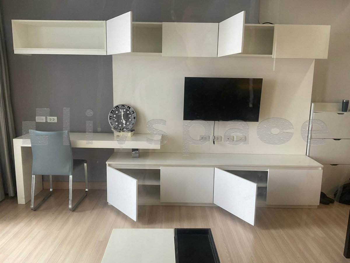 รูป ▚ LI164ツ ขาย: Urbano Absolute Sathorn Taksin 1 ห้องนอน 38sqm. ✨ ราคาดีมาก! ทิศวิวไอคอนสยาม ไม่บล็อก เจ้าของมือเดียว 🏙️ - รูปที่ 3/9