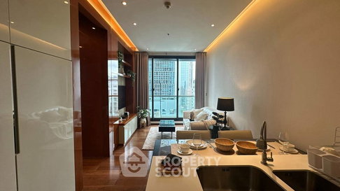 1-BR Condo at The Address Sukhumvit 28 near BTS Phrom Phong (ID 2816516)