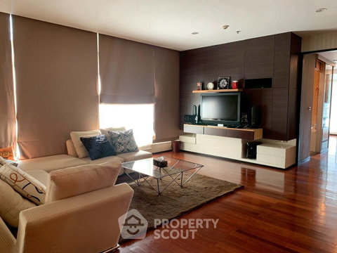 คอนโด 2-ห้องนอน ที่ เดอะ ไฮท์ คอนโดมิเนียม ใกล้ ทองหล่อ (ID 2816515)