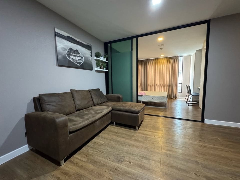 picture Condo for Rent at Esta Bliss (B6904049) - 1/8
