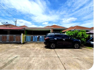 Houses for sale Kasetsart University Si Racha Campus : FOR SALE  HOUSE PROPERTY  2000000 BAHT.