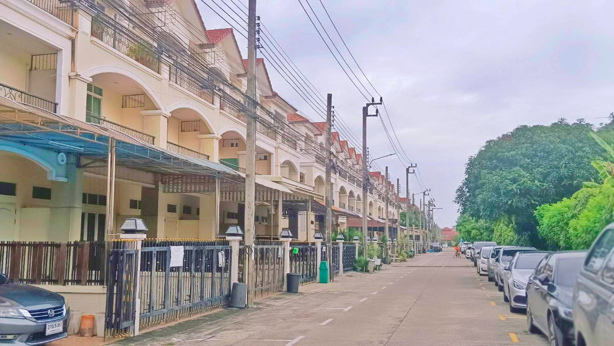 รูป ขายทาวน์โฮม3ชั้น ลาดพร้าว 101 หมู่บ้านศิรินโฮม หลังมุม พื้นที่28.1ตรว.เพียงแค่4.7ล้าน ใกล้รถไฟฟ้าสายสีเหลือง-สถานีลาดพร้าว 101  - รูปที่ 21/22