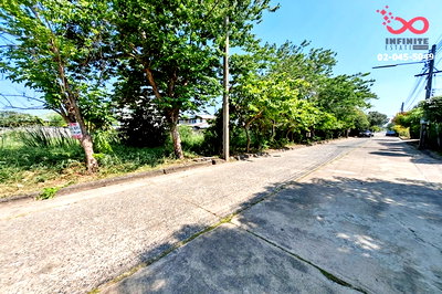 ที่ดิน ศูนย์ราชการแจ้งวัฒนะ (ศูนย์ราชการเฉลิมพระเกียรติ 80 พรรษา) : ขายที่ดิน 100 ตรว. เกษตรนิเวศน์ 8 ถนนแจ้งวัฒนะ ซอยแจ้งวัฒนะ 14 ใกล้รถไฟฟ้าสีชมพู