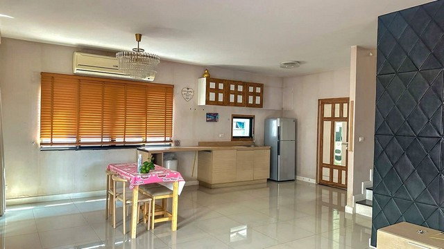 รูป ให้เช่าบ้านเดี่ยว2ชั้น 67ตรว. วัชรพล ใกล้ตลาดถนอมมิตร - รูปที่ 2/8