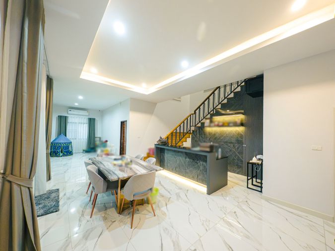 5-bed house for sale, 600 sqm, 100 sq wah, The Elegance Phetkasem 81
