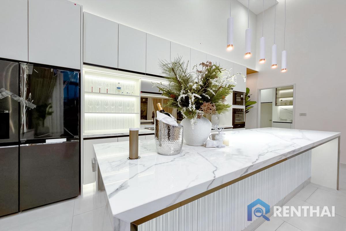 รูป สำหรับ ขาย บ้าน 4 ห้องนอน ที่ หนองปลาไหล - รูปที่ 10/14