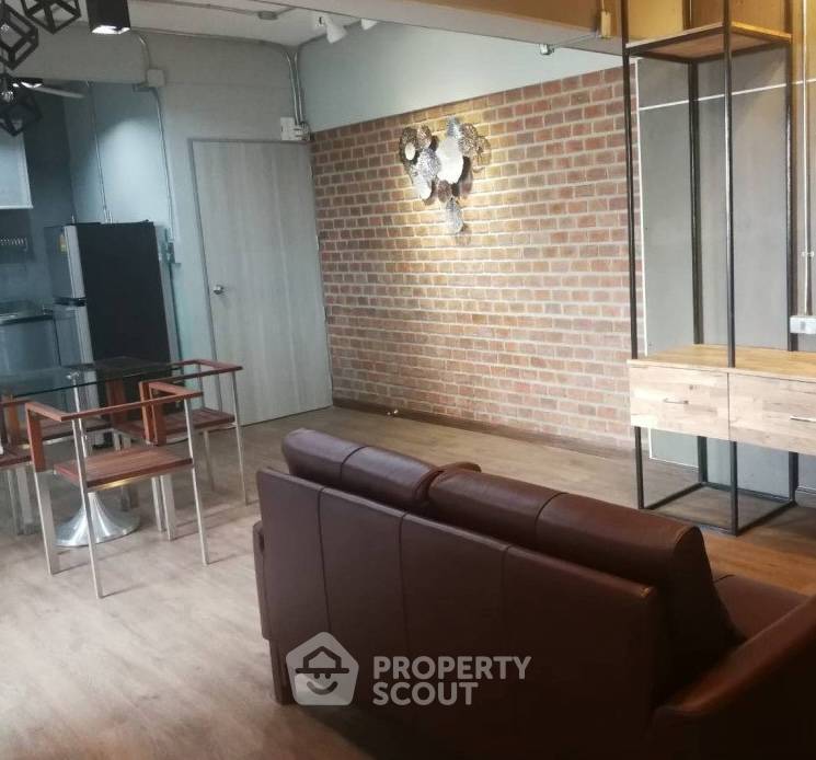 รูป คอนโด 3-ห้องนอน ที่ ปทุมวัน เพลส คอนโดมิเนียม ใกล้ BTS รถไฟฟ้าสนามกีฬาแห่งชาติ (ID 2812620) - รูปที่ 1/12