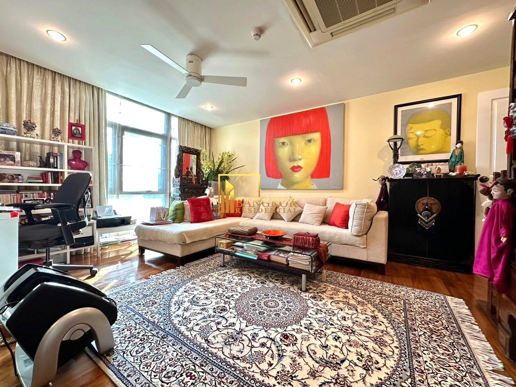 picture Baan Ananda | Remarkable 3 Bed Condo For Sale in Ekkamai - BR15650CD - 1/21