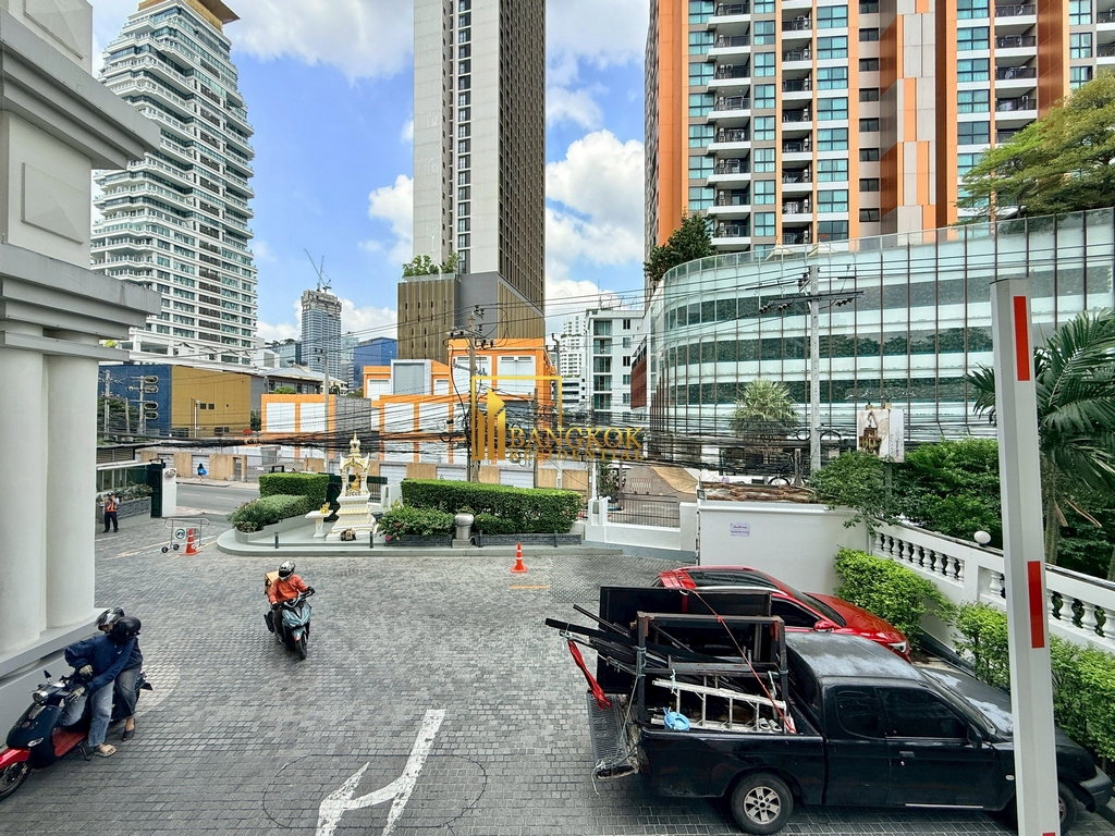 รูป Royal Castle | Spacious 3 Bed Condo For Rent in Phrom Phong - BR61259CD - รูปที่ 22/38