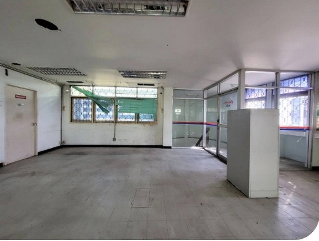 picture FOR SALE  OFFICE PROPERTY  11702000 BAHT. - 3/8