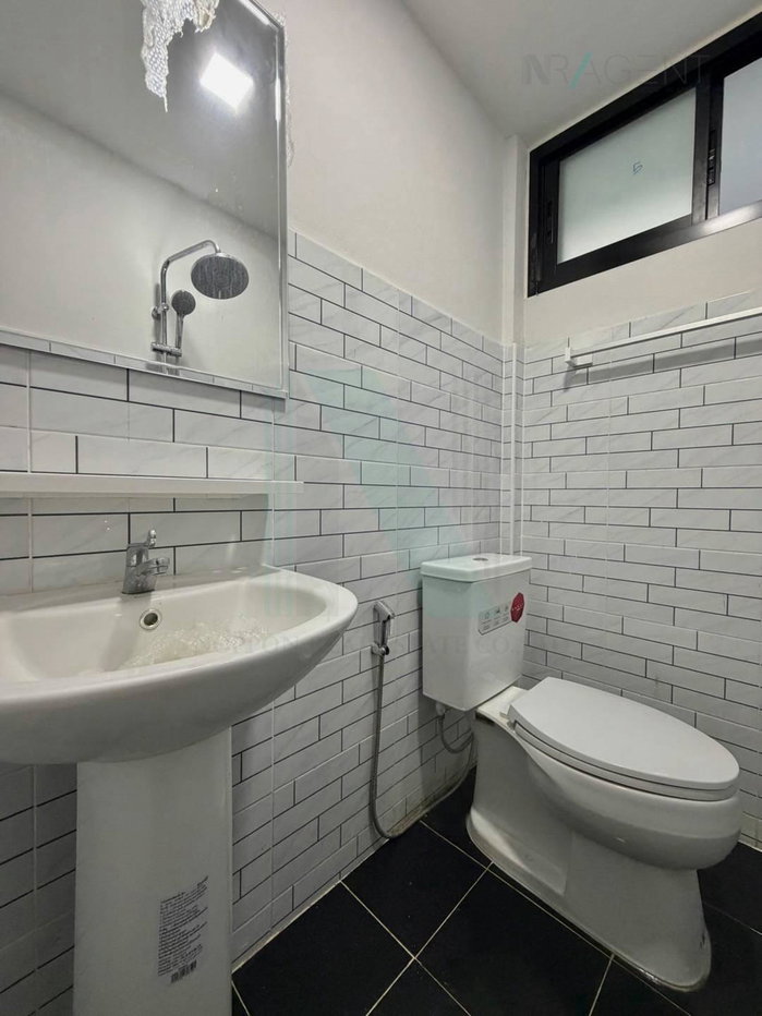 รูป ขายทาวน์เฮาส์ โครงการ บ้านสวัสดิการเพื่อข้าราชการ กทม 2 ชั้น 2 ห้องนอน 2 ห้องน้ำ - รูปที่ 7/8