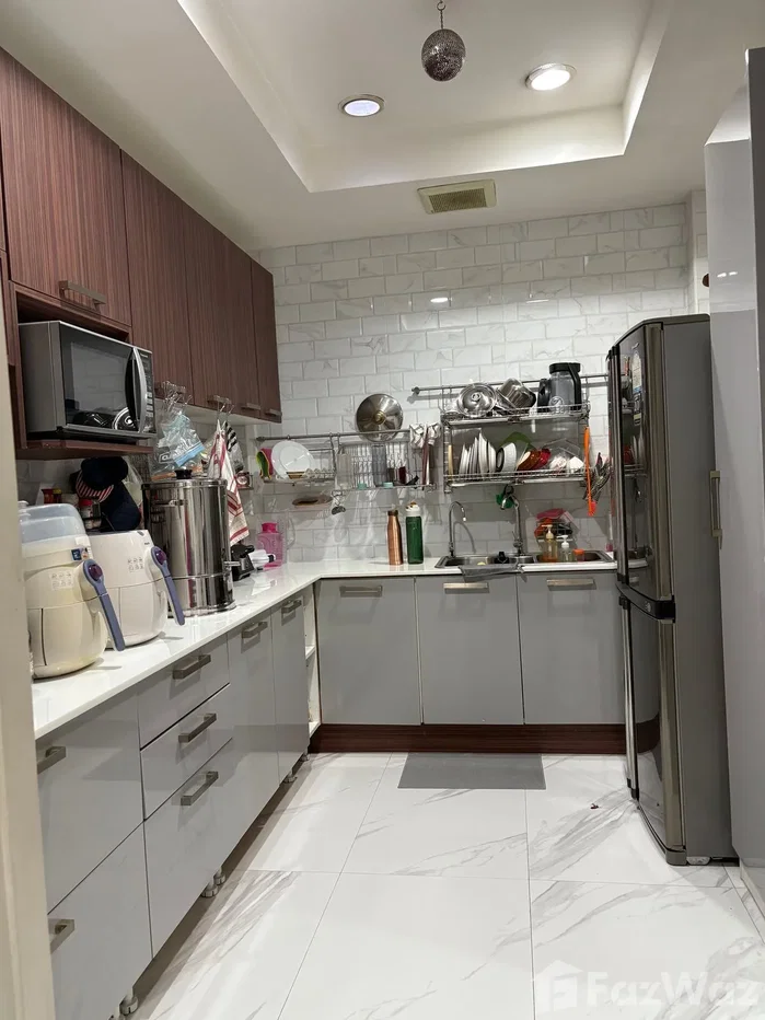 รูป ขาย ทาวน์เฮ้าส์ 4 ห้องนอน ในโครงการ บ้านกลางกรุง สาทร-นราธิวาส 6196291 - รูปที่ 37/38