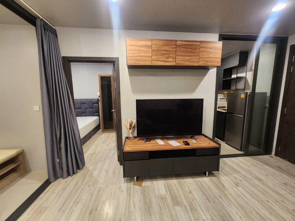 รูป +++เช่าด่วน+++ XT Huaikhwang ** 1 ห้องนอน 35 ตร.ม พร้อมเข้าอยู่!!! - รูปที่ 2/4