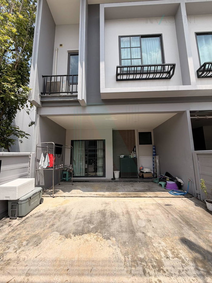 รูป 📌 ขายทาวน์เฮาส์ โครงการ บริทาเนีย เมกะทาวน์ บางนา 2 ชั้น 2 ห้องนอน 3 ห้องน้ำ - รูปที่ 1/8