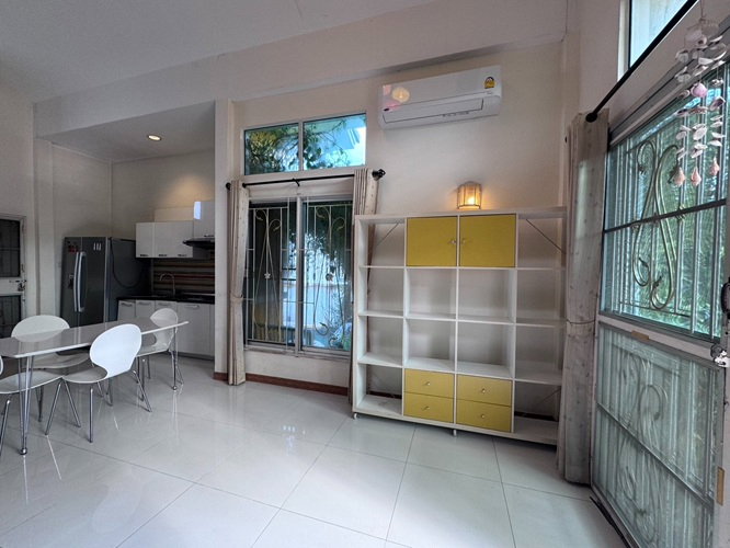 รูป N182 ขายบ้านแฝดชั้นครึ่งบ้านหลังมุม พร้อมเฟอร์ หมู่บ้านสินทรัพย์ 2 ถนนรังสิตนครนายกคลอง 4 บ้านหลังมุมน่าอยู่ตกแต่งแนวสวนแบบธรรมชาติ มีพื้นที่ข้างบ้าน  - รูปที่ 13/26