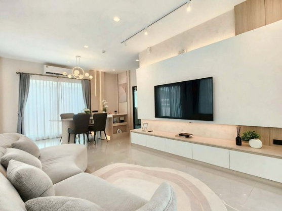 รูป ให้เช่าบ้านเดี่ยว2ชั้น บางนา กม .5 luxury บ้านใหม่ - รูปที่ 4/8