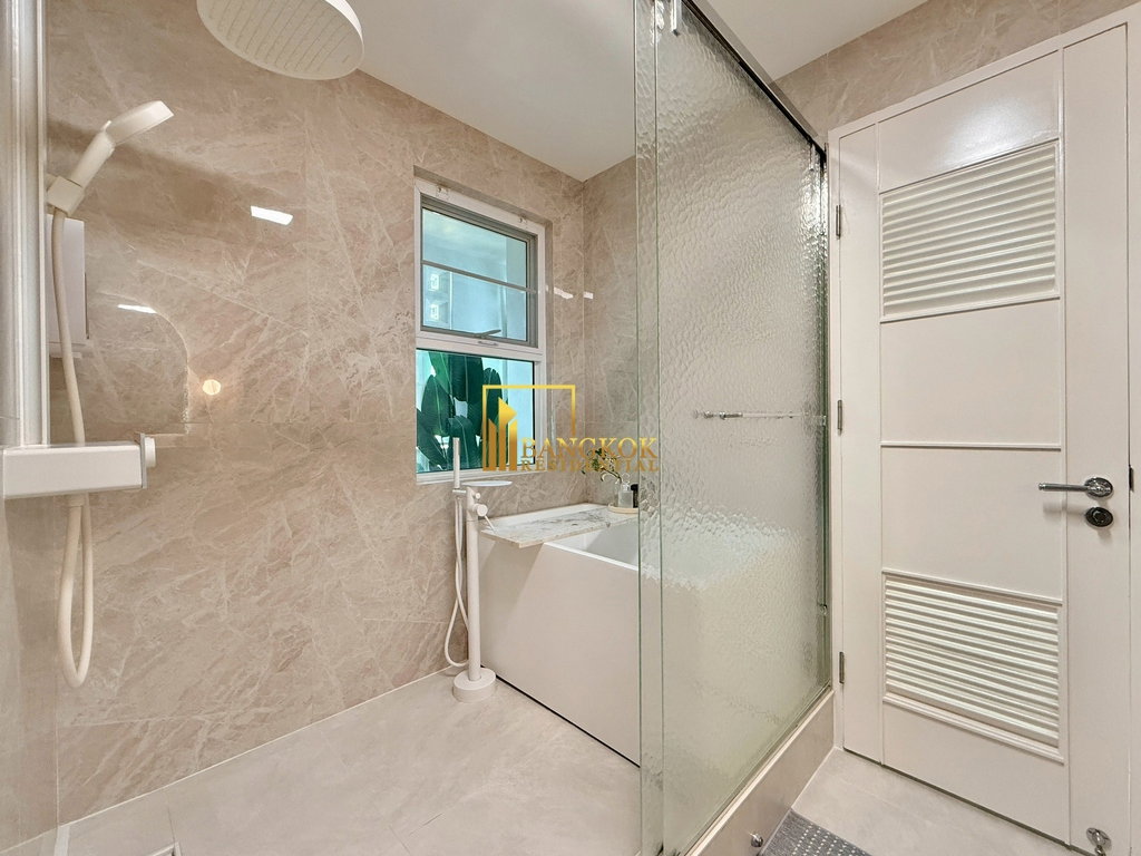 รูป The Bangkok 61 | Wonderful 3 Bedroom Condo in Ekkamai Area - BR61280CD - รูปที่ 24/29