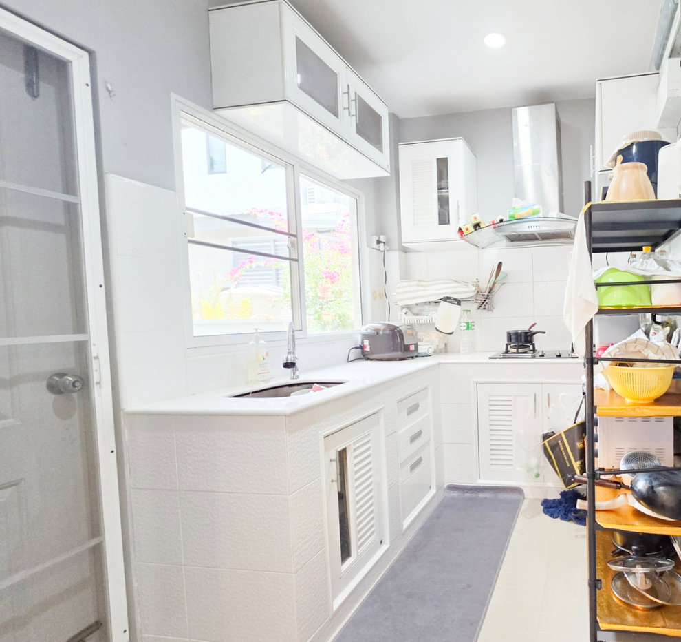 รูป บ้านเดี่ยว หลังมุม พื้นที่กว้าง หมู่บ้าน เซนโทร วัชรพล เปลี่ยนพื้นชั้น 2 ใหม่ทั้งหมด ต่อเติมห้องด้านข้าง พร้อมพื้นที่สวน และพื้นที่ชมวิว - รูปที่ 9/27