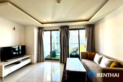 Condos for sale : Arcadia beach resort for sale 2 bedrooms, 2 bathrooms  Pool view foreign name