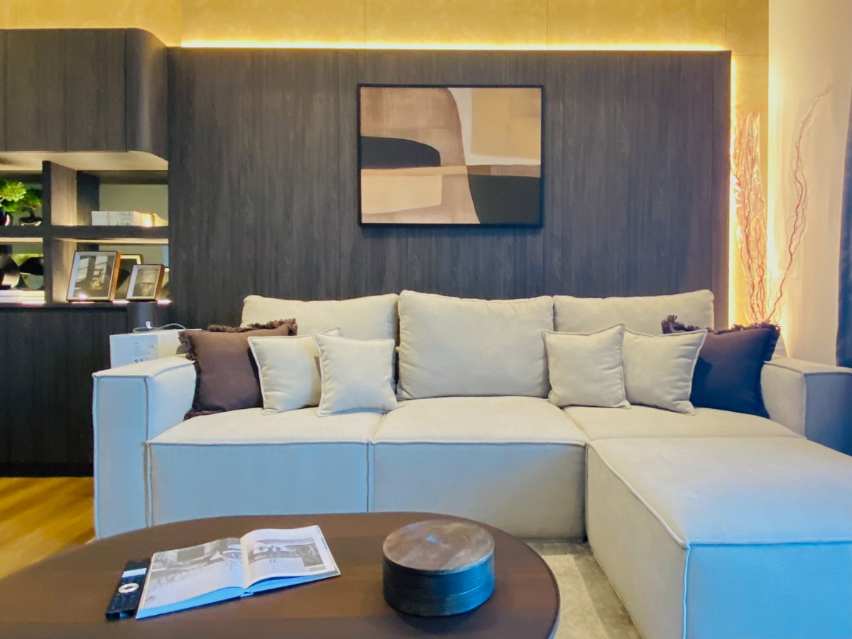 รูป Rare Unit! The Room สุขุมวิท 38 ใกล้ BTS ทองหล่อ, Modern Luxury Room ขนาด 79.62 ตรม. ,ห้องสวยมาก Fully furnished พร้อมเข้าอยู่ - รูปที่ 3/40