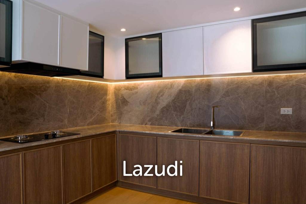 picture 4 Bed Detached House For Sale in Sukhumvit 81 - 7/19