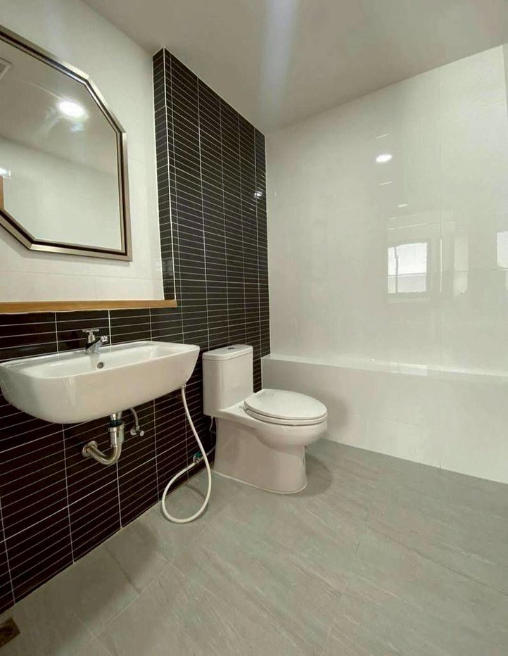 รูป ทาวน์โฮม 2ชั้น สร้างใหม่หลังริม เส้นหลังโลตัสอยุธยา - รูปที่ 8/8
