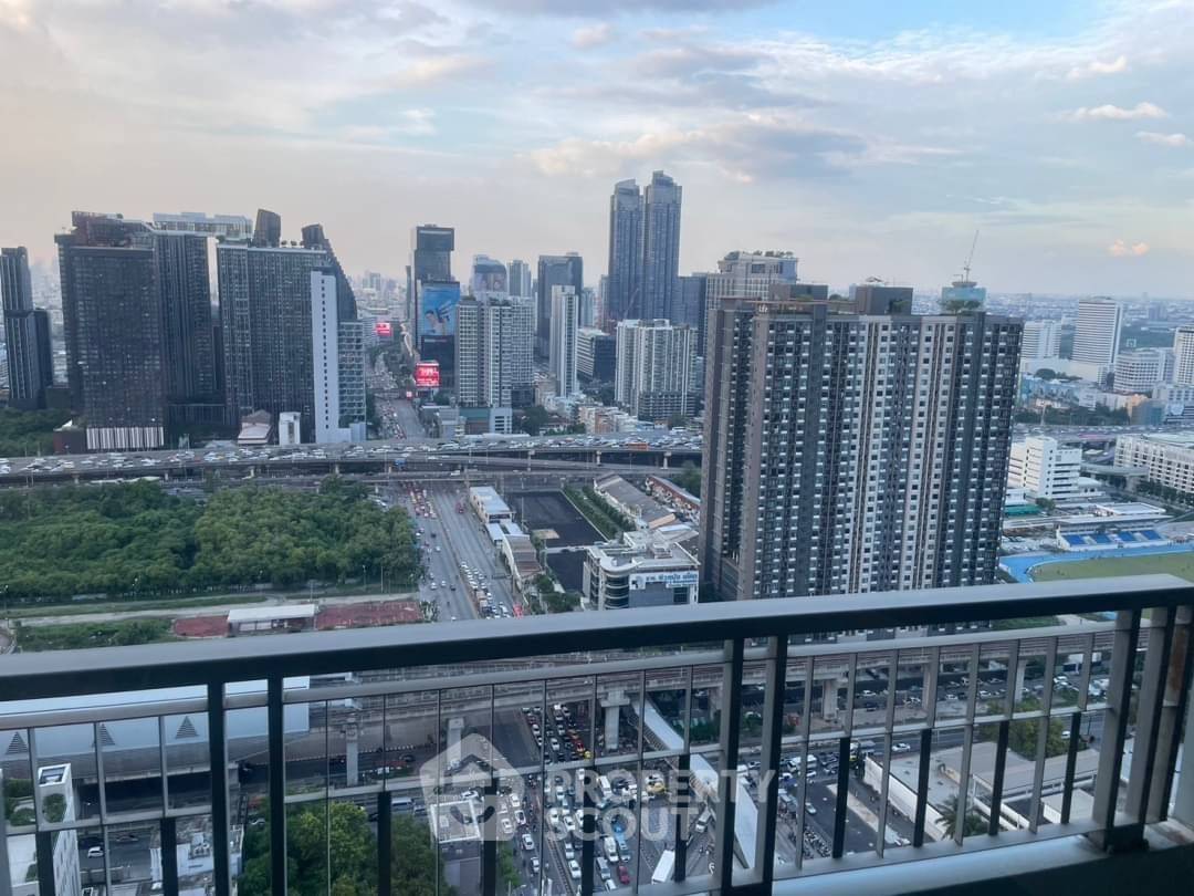 รูป คอนโด 2-ห้องนอน ที่ คิว อโศก ใกล้ MRT เพชรบุรี (ID 1481184) - รูปที่ 10/13