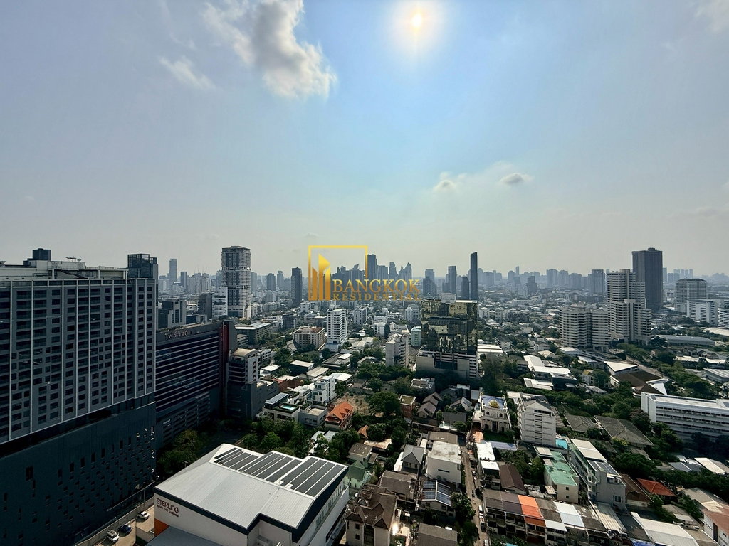 รูป Ideal 24 | Beautiful 3 Bedroom Luxury Condo in Phrom Phong - BR15898CD - รูปที่ 33/58
