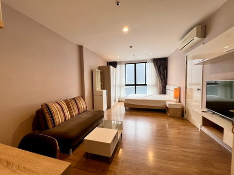💥💥ให้เช่า!! Condo The Tree Interchange สตูดิโอ 30 ตรม.ชั้น 19 ตึก A ห้องสวย พร้อมอยู่!! ติดห้างเกตเวย์บางซื่อ สนใจ Line: @atfirm💥💥